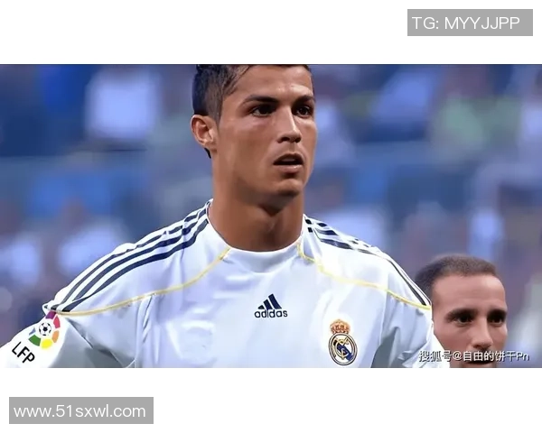 22号足球明星皇马的传奇之路与辉煌成就解析