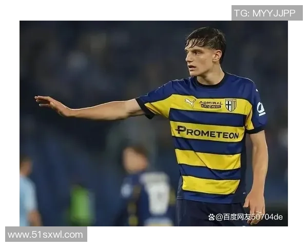 中外足球明星身材对比分析探讨体型差异与运动表现的关系