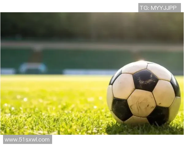 探讨当今外国足球明星的影响力与成就分析